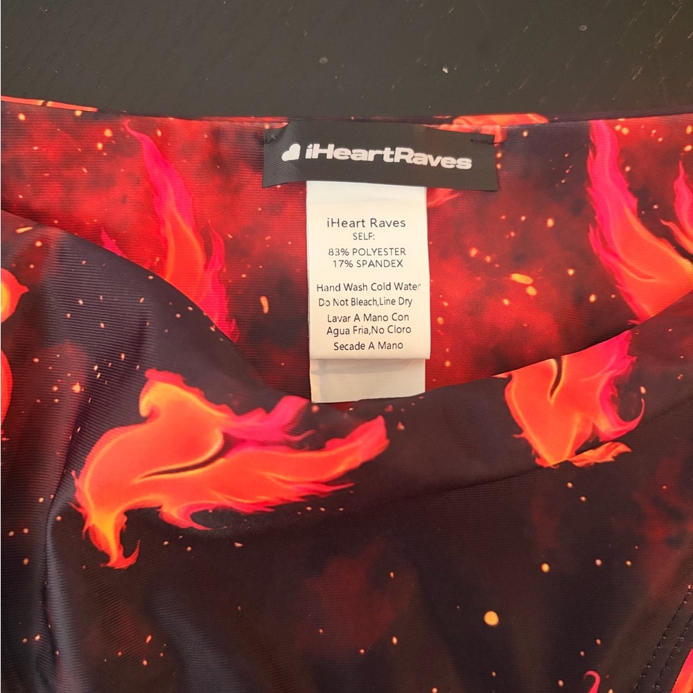 Illenium x iHeartRaves Flame Bottom - Picture 2 of 4